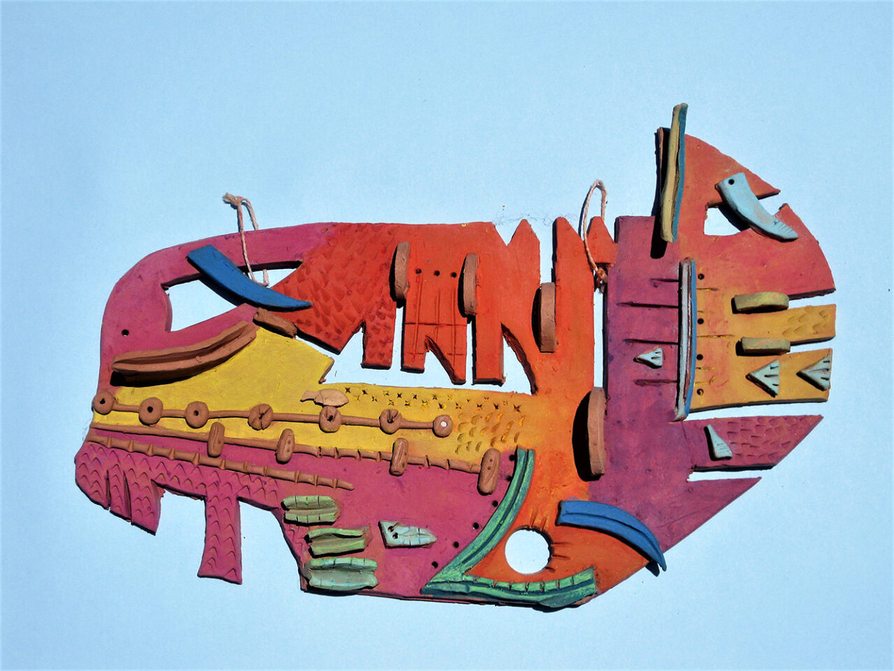 Ceramiche artistiche Animali vestiti a Guerra